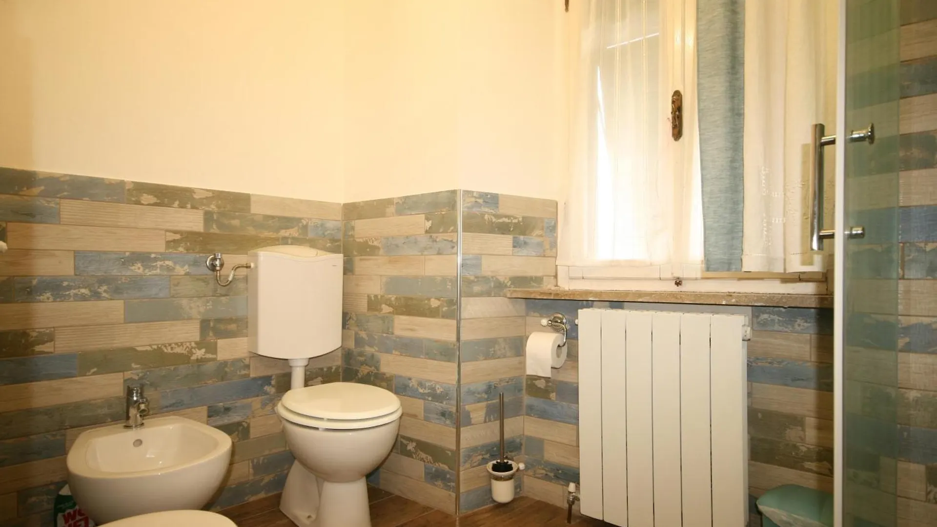 Grazioso Appartamento Ai Bori Del Centro Storico Castagneto Carducci 0*,  Italy