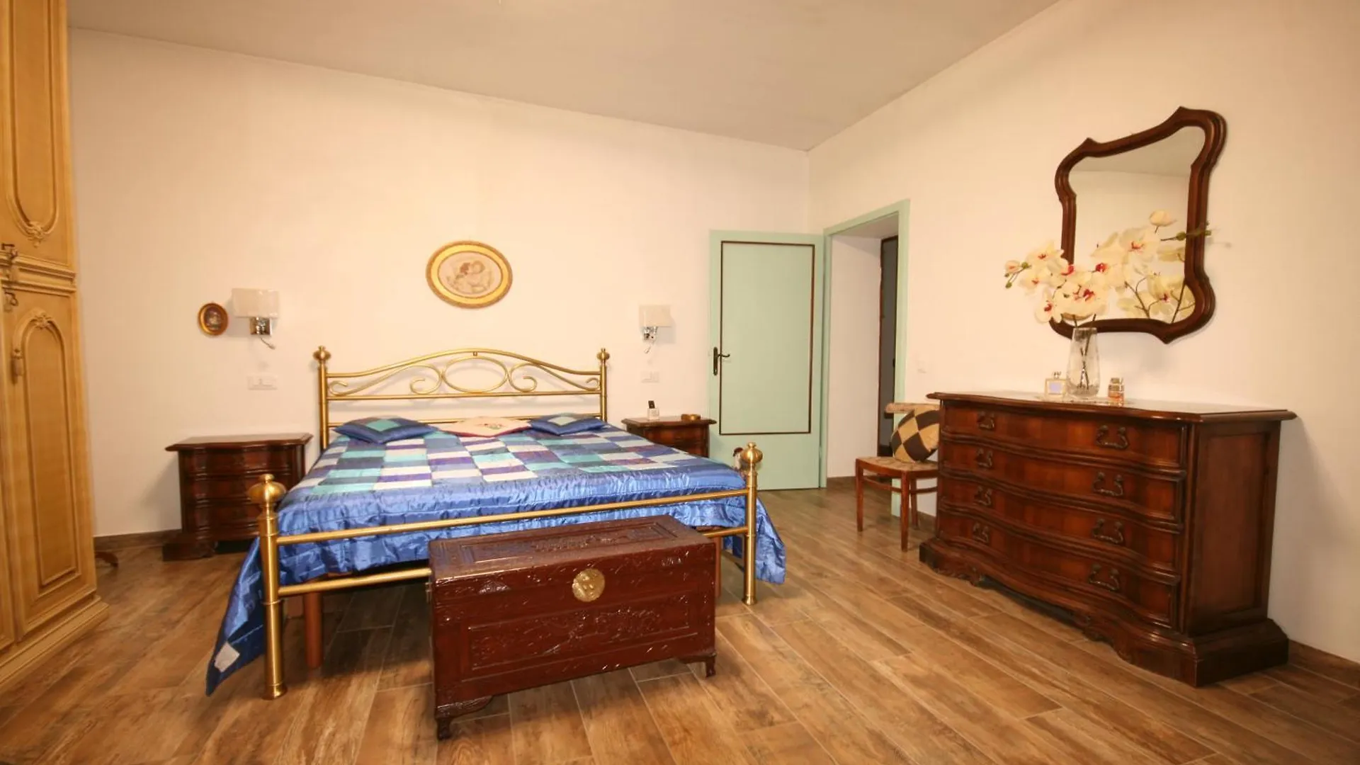 Grazioso Appartamento Ai Bori Del Centro Storico Castagneto Carducci Italy